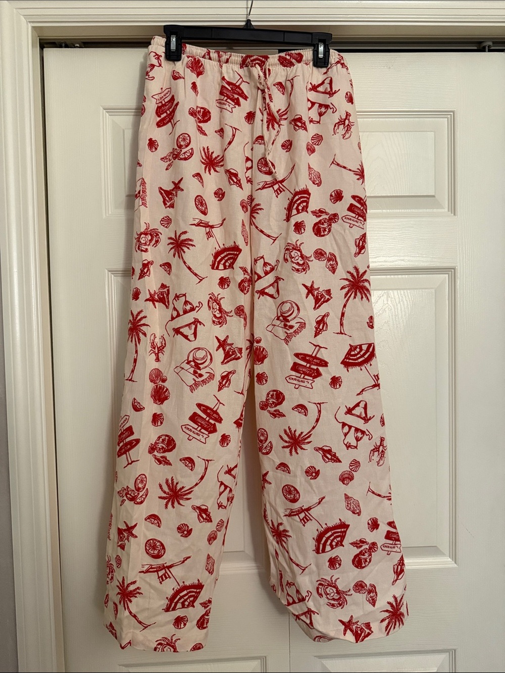 wild fable Cream Pants with Red Tropical Print